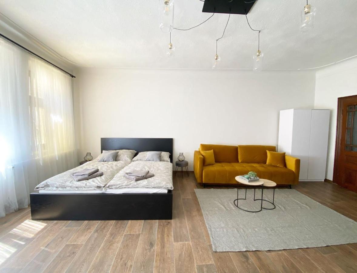 Kovarik Apartments I Olomouc Ngoại thất bức ảnh